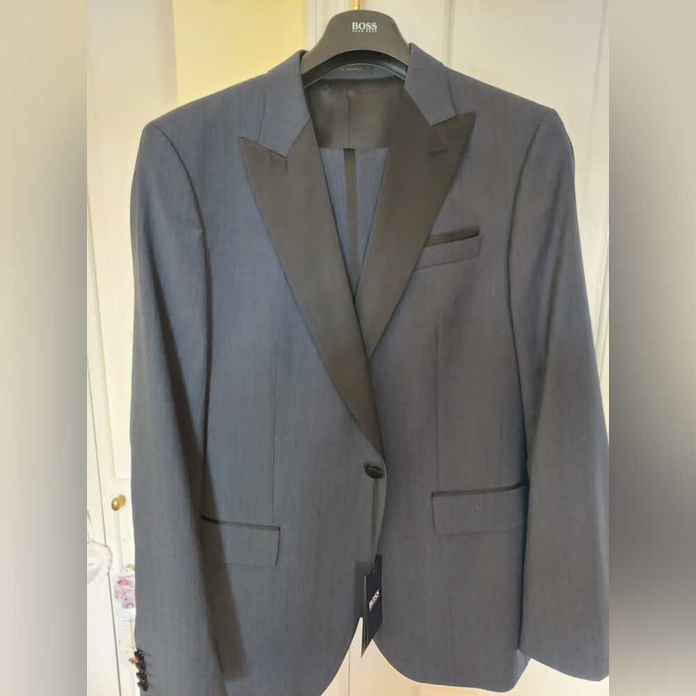 Hugo BOSS Tuxedo, blue, 44R jacket
